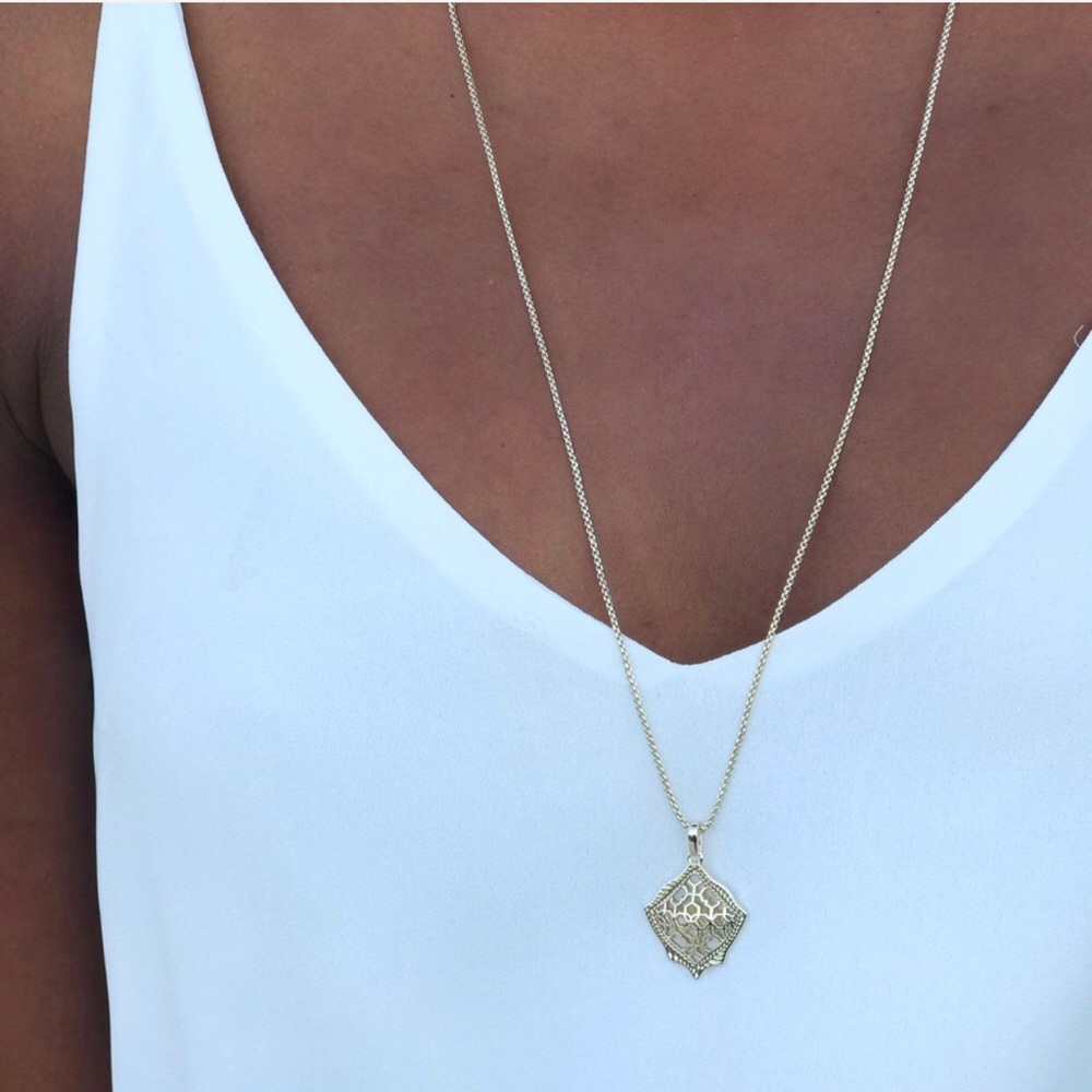 Gold Kendra Scott Necklace